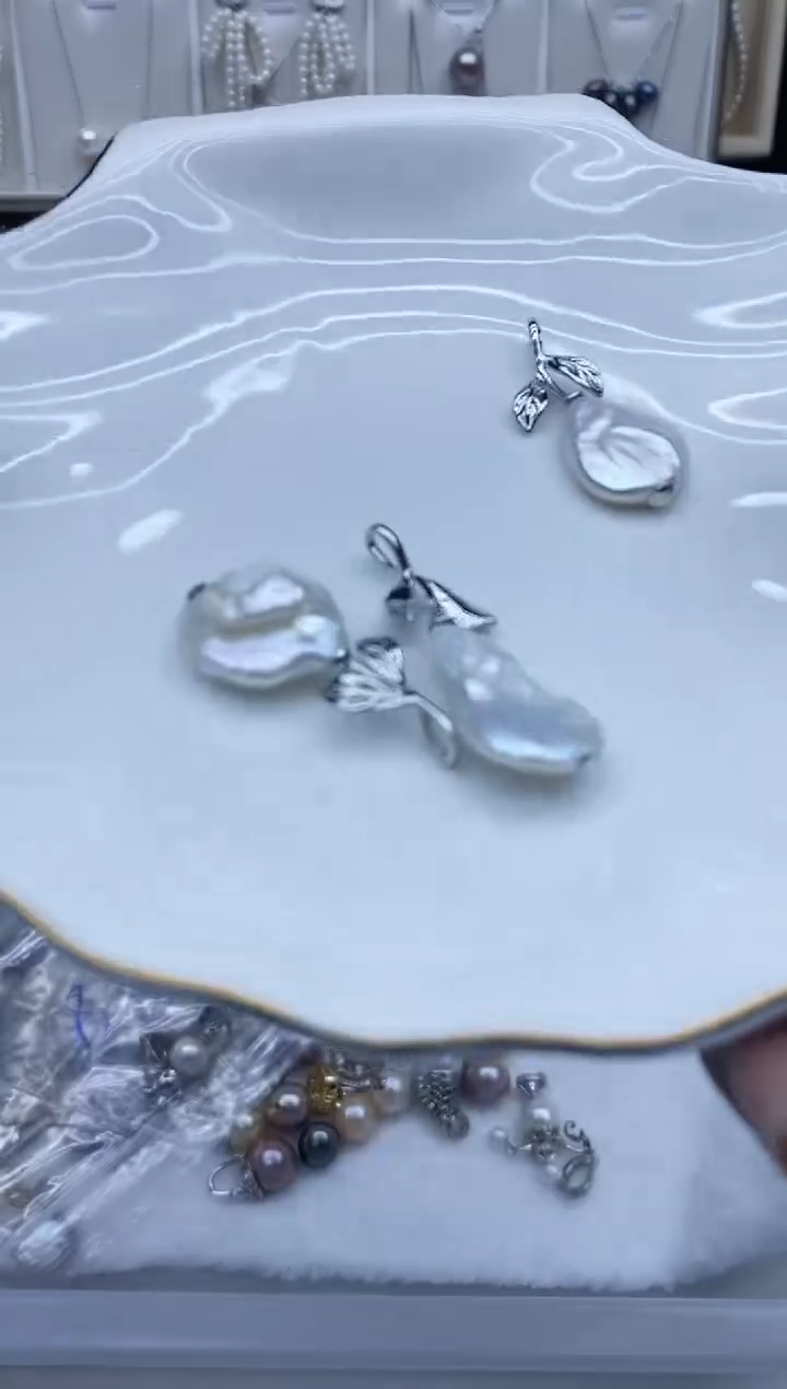 吊坠(不含链)未镶嵌淡水珍珠吊坠多样性发其一