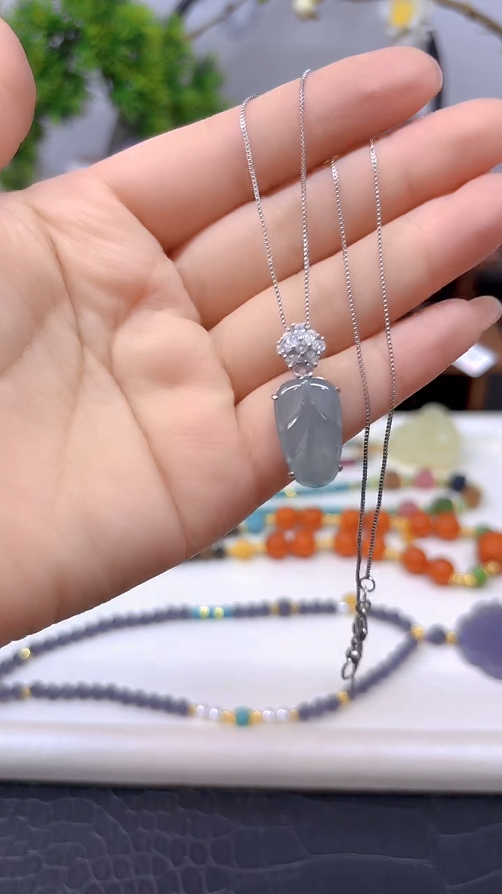 吊坠(赠链)银S925镶嵌翡翠D286