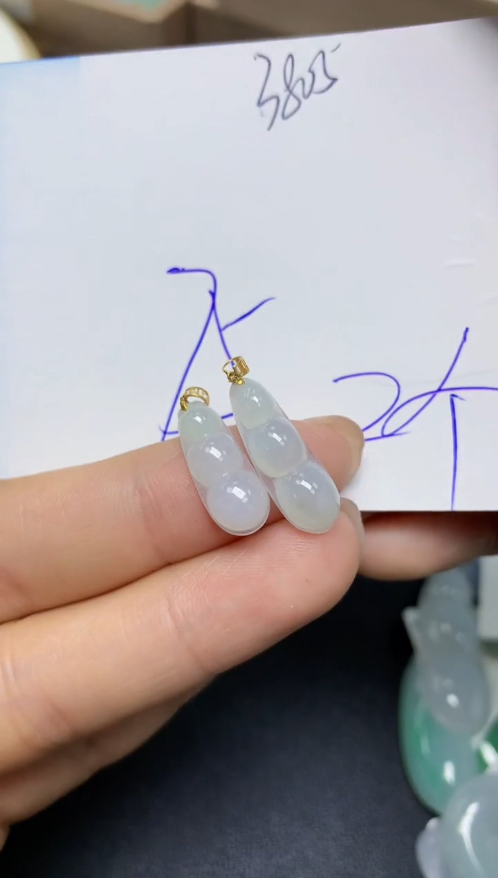 【闪购商品】翡翠挂件18K金镶嵌 天然翡翠A货