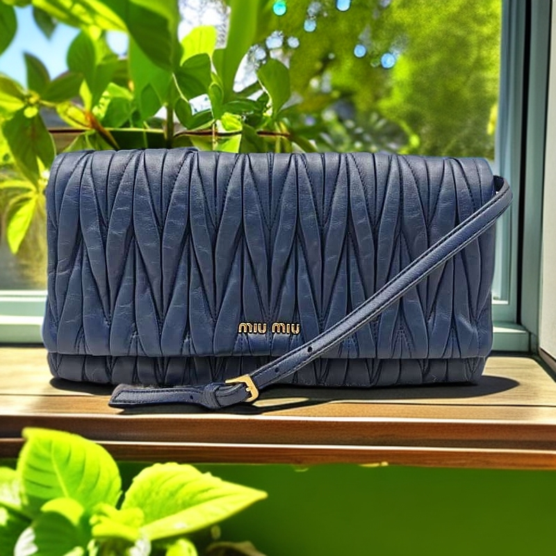 95新 MIU MIU/缪缪 斜挎包1234 5331