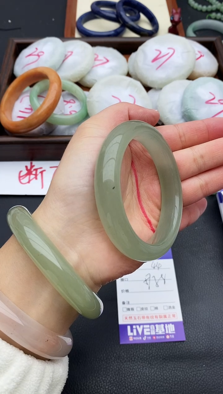 未镶嵌手镯石英质玉44+57/58