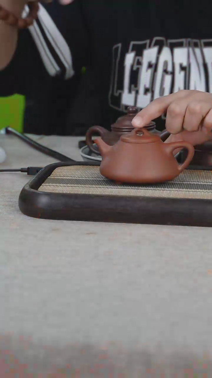 【闪购商品】紫砂茶壶子冶石瓢（微瑕不退不换）