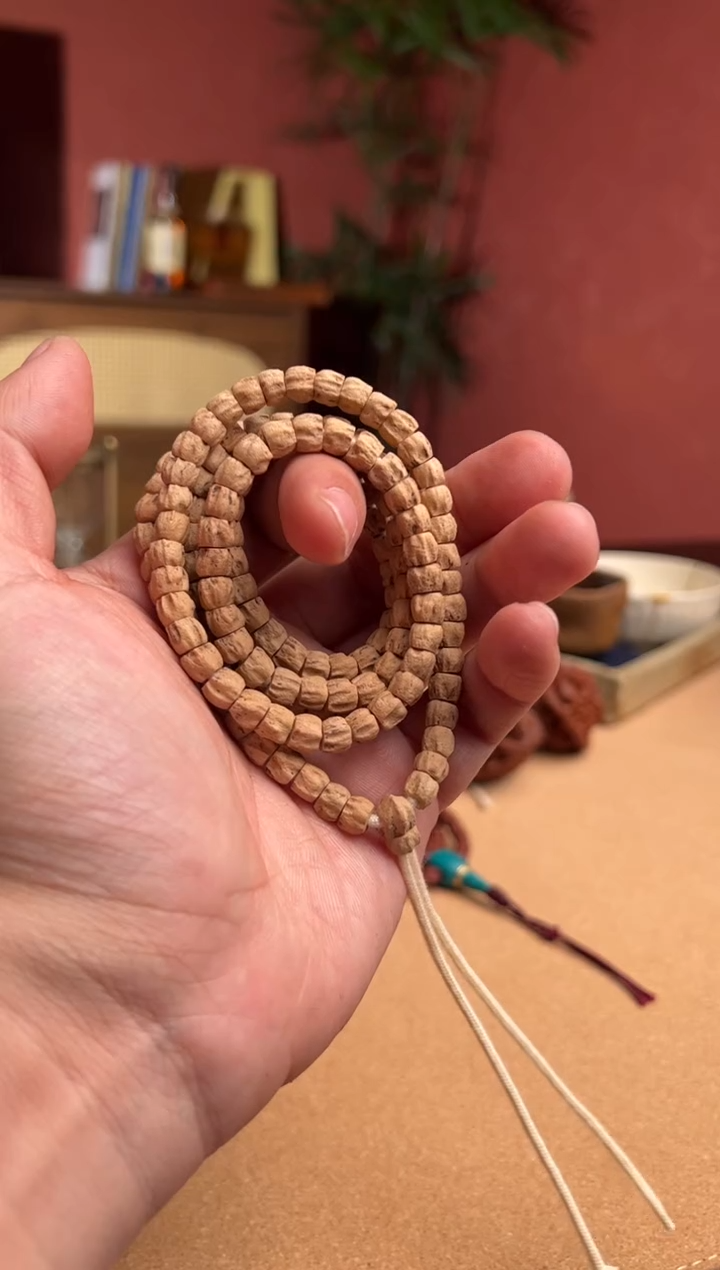 【闪购商品】柏香籽/百香籽手串021433