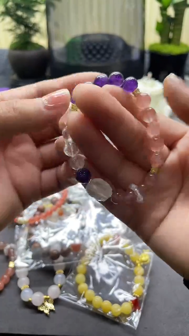 【闪购商品】水晶手链合金浮力B040