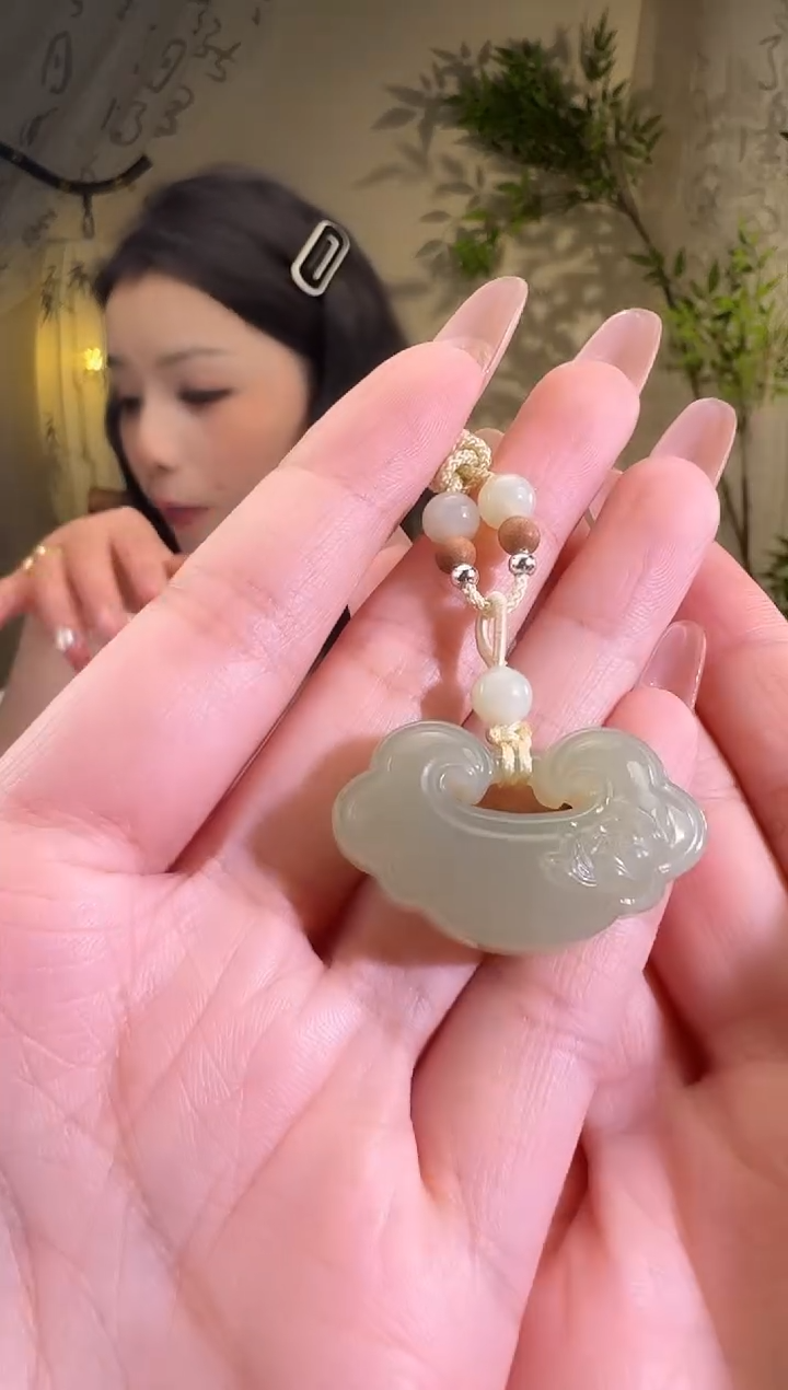 【闪购商品】和田玉颈饰未镶嵌平安锁