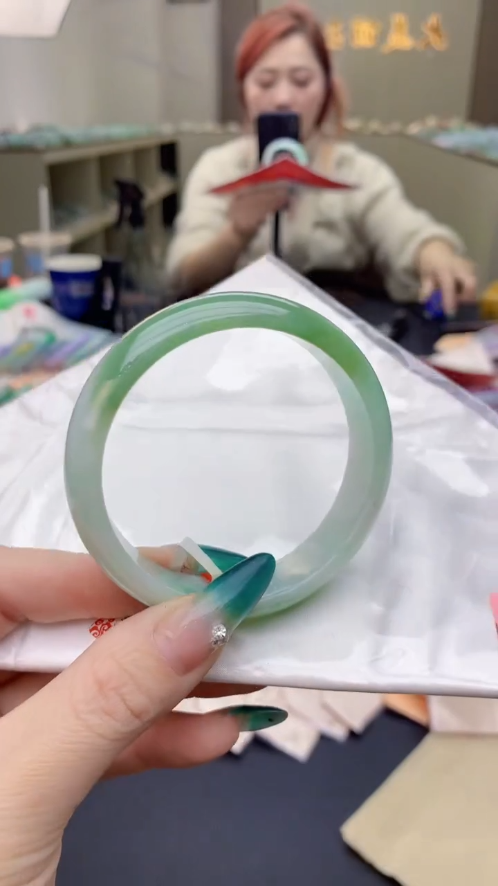 【闪购商品】翡翠手镯未镶嵌0498251328