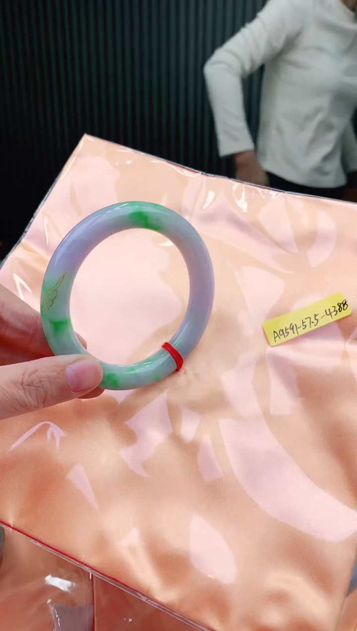 未镶嵌手镯翡翠57