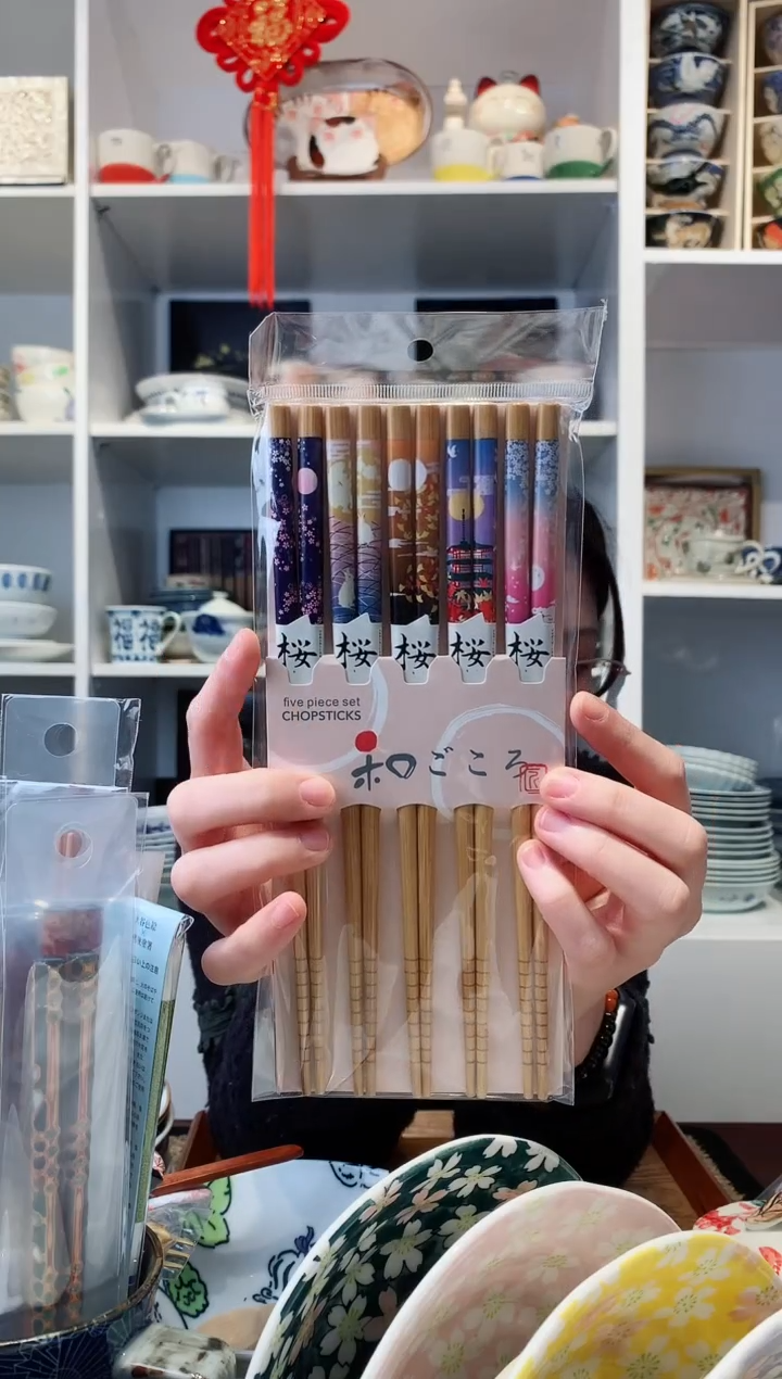 【闪购商品】不锈钢纯实木樱花月兔筷子五只装