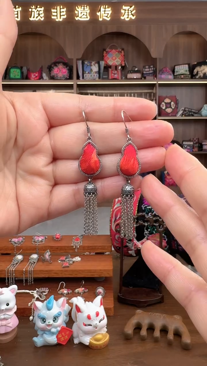 【闪购商品】织绣扶光苗绣传承38