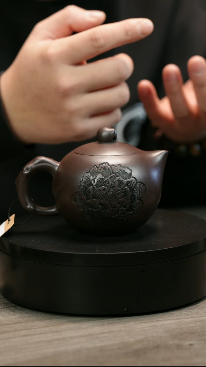 茶壶紫砂天**宝H1416蒋静明紫泥寿桃西施