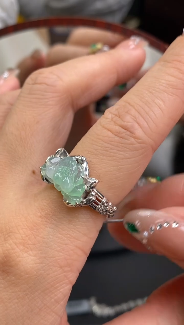 颈饰银S925镶嵌翡翠净货16964