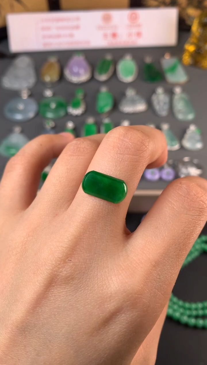 未镶嵌定制翡翠裸石（镶嵌定制）