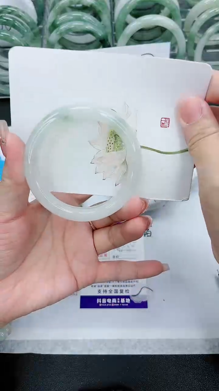 【闪购商品】石英质玉手镯未镶嵌151号/53-54圈