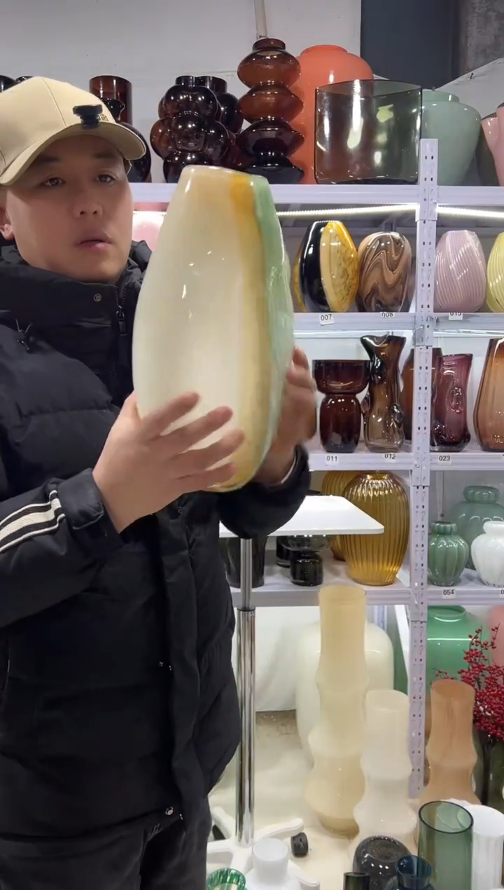 黄绿三色花瓶微瑕介意勿拍