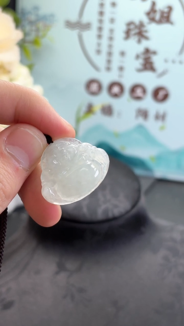 【闪购商品】翡翠颈饰未镶嵌佛公