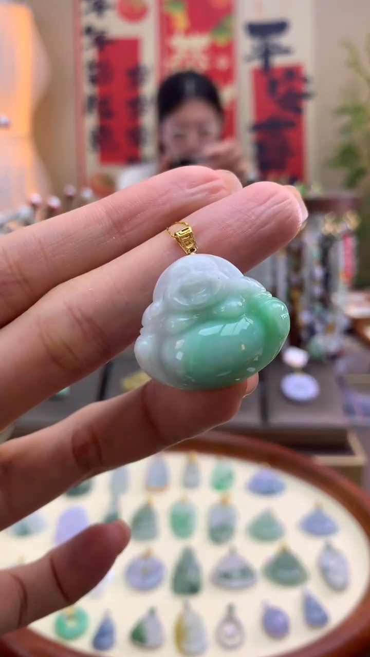 【闪购商品】翡翠颈饰18K金镶嵌天然a货翡翠吊坠