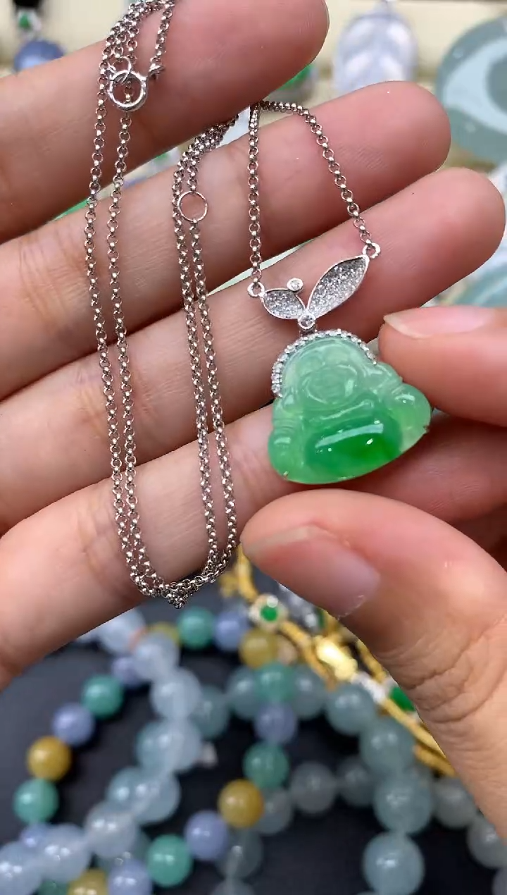 颈饰18K金镶嵌翡翠302-中国好珍宝