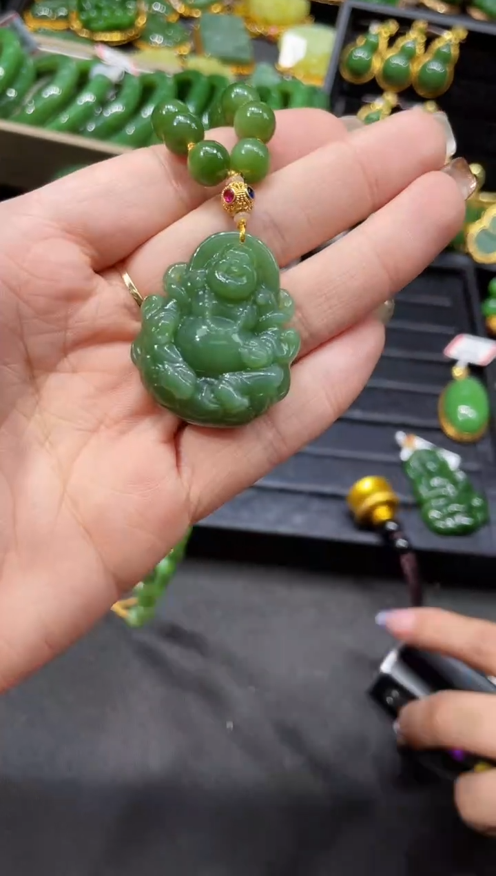 【闪购商品】和田玉套链18K金镶嵌多样性发一