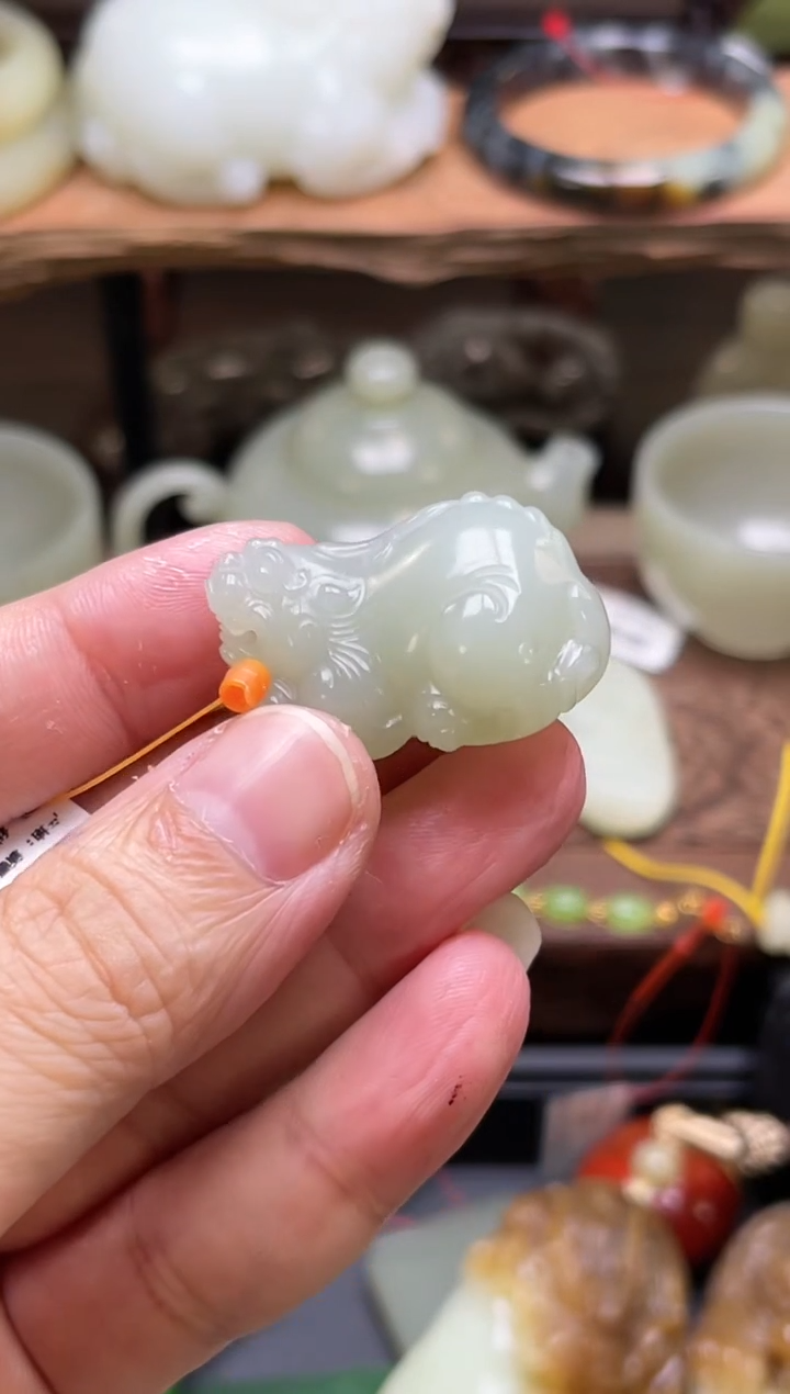 【闪购商品】和田玉吊坠未镶嵌且末迪克兰貔貅9003516