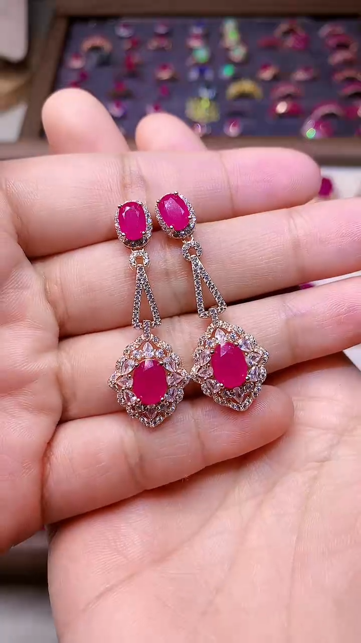 【闪购商品】红宝石耳饰银S925镶嵌0000