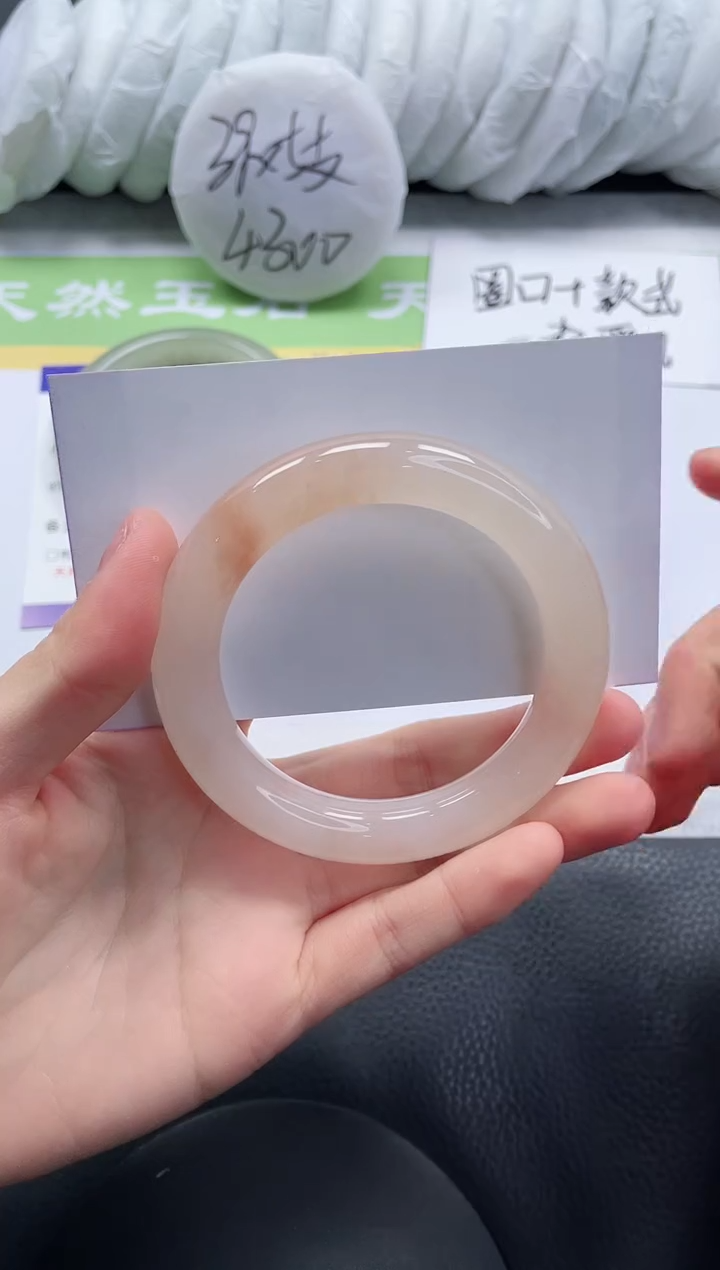 【闪购商品】石英质玉手镯未镶嵌A65-54+