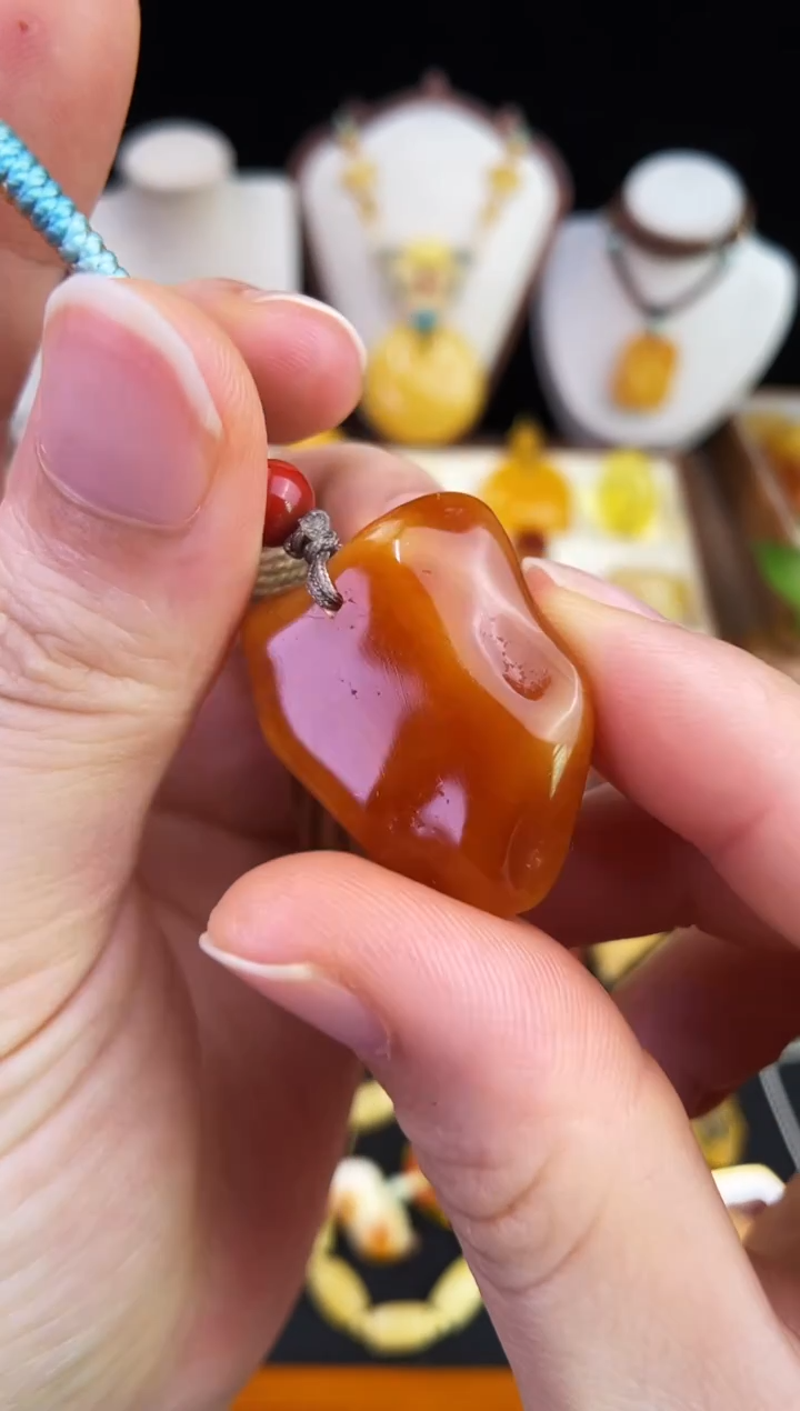 琥珀未镶嵌珠宝奇石柒月