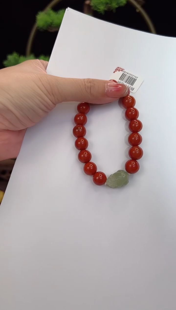 【闪购商品】玛瑙/玉髓手串未镶嵌红玛瑙和田玉手串