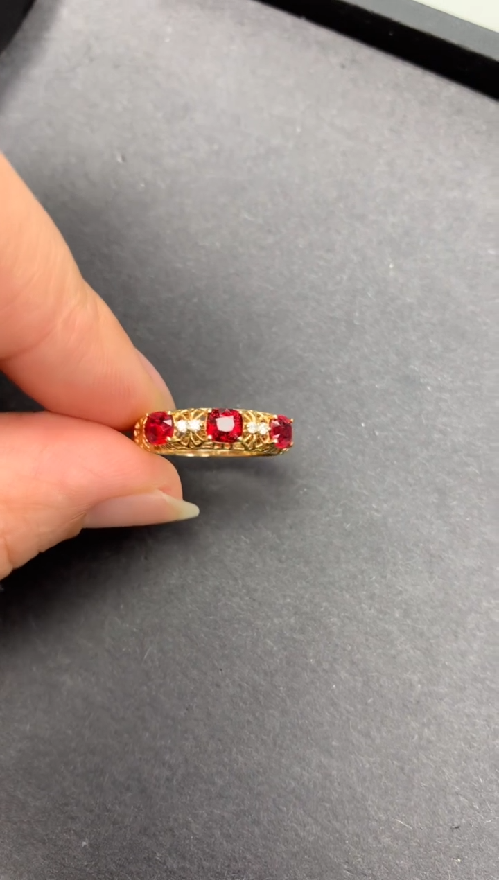 【闪购商品】尖晶石戒指18K金镶嵌1克拉