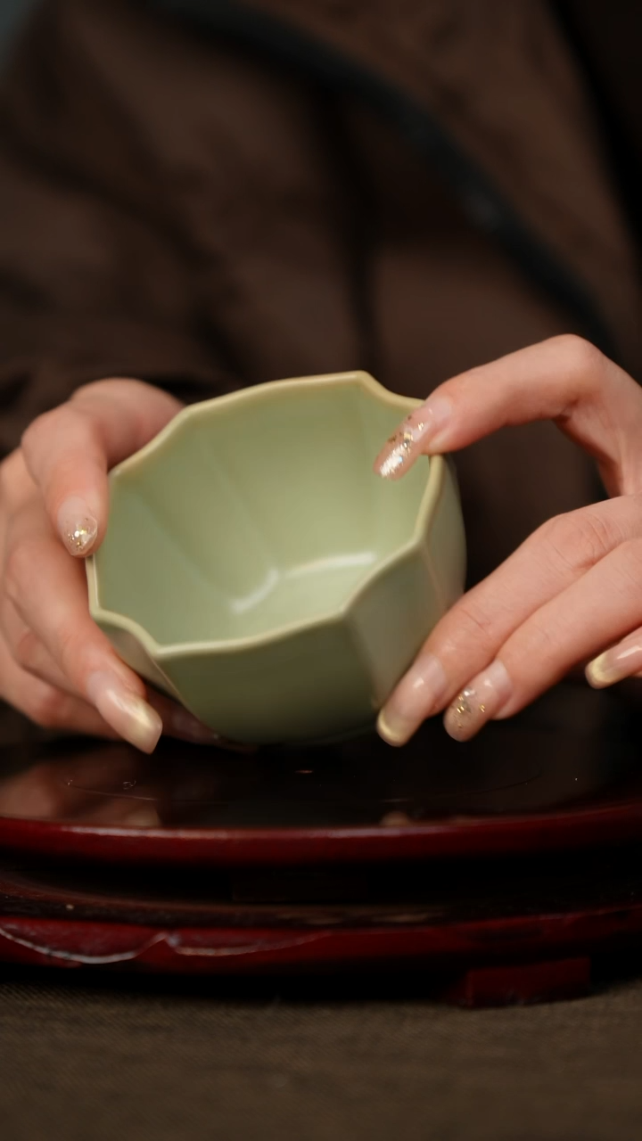 全品 粉青 四方葵口杯 