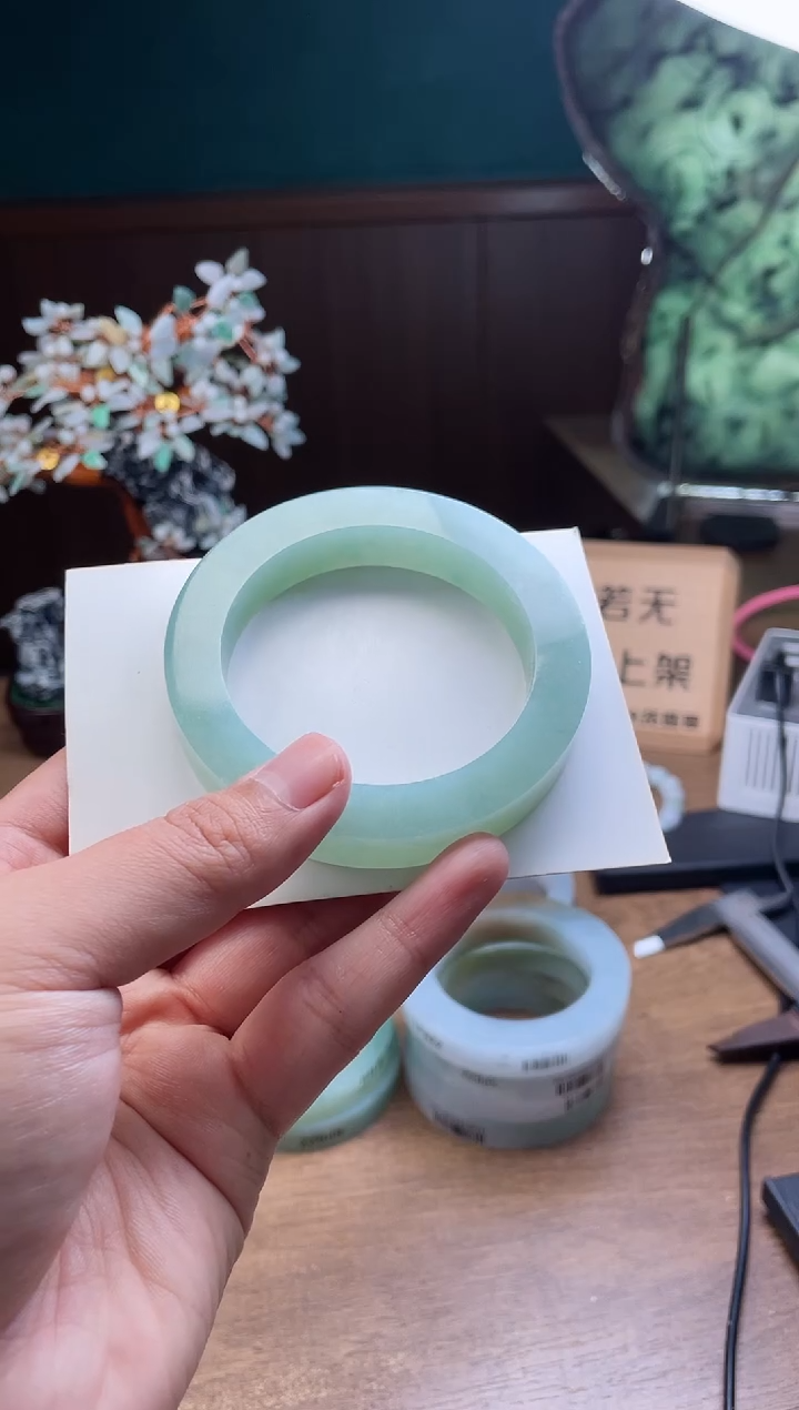 【闪购商品】定制翡翠手镯未镶嵌定制