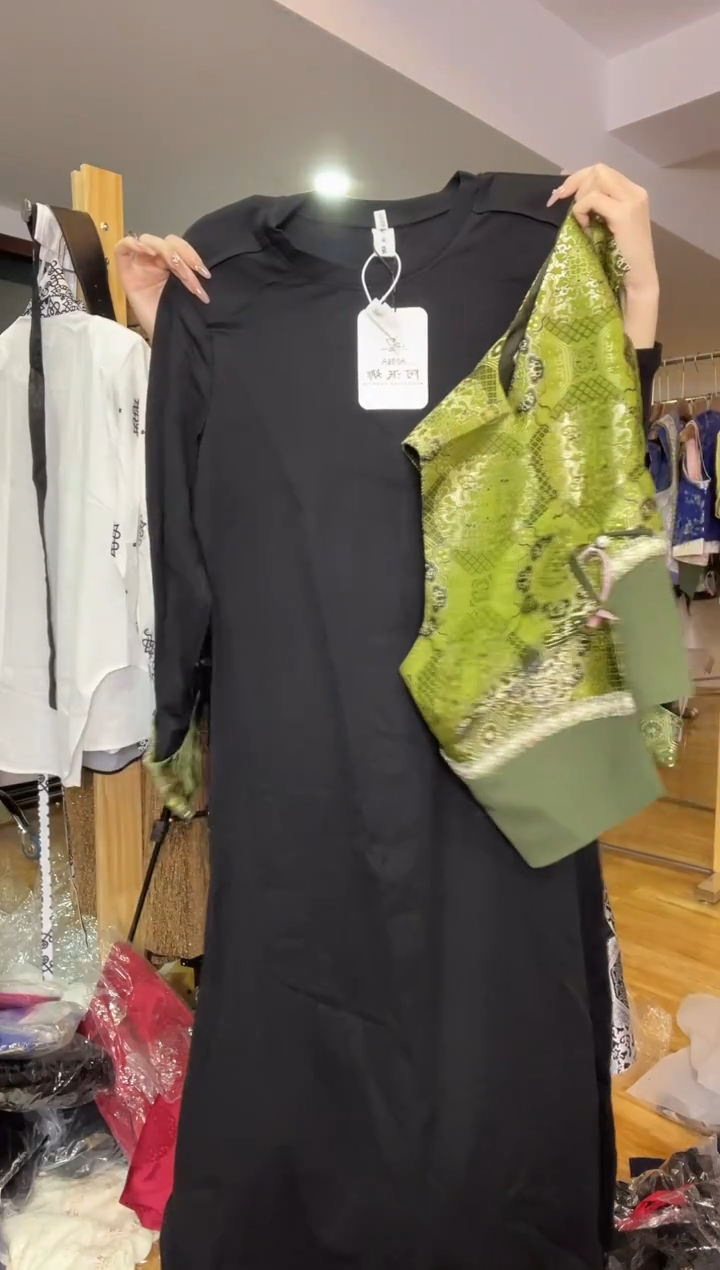 2XL码    125-135斤  一套