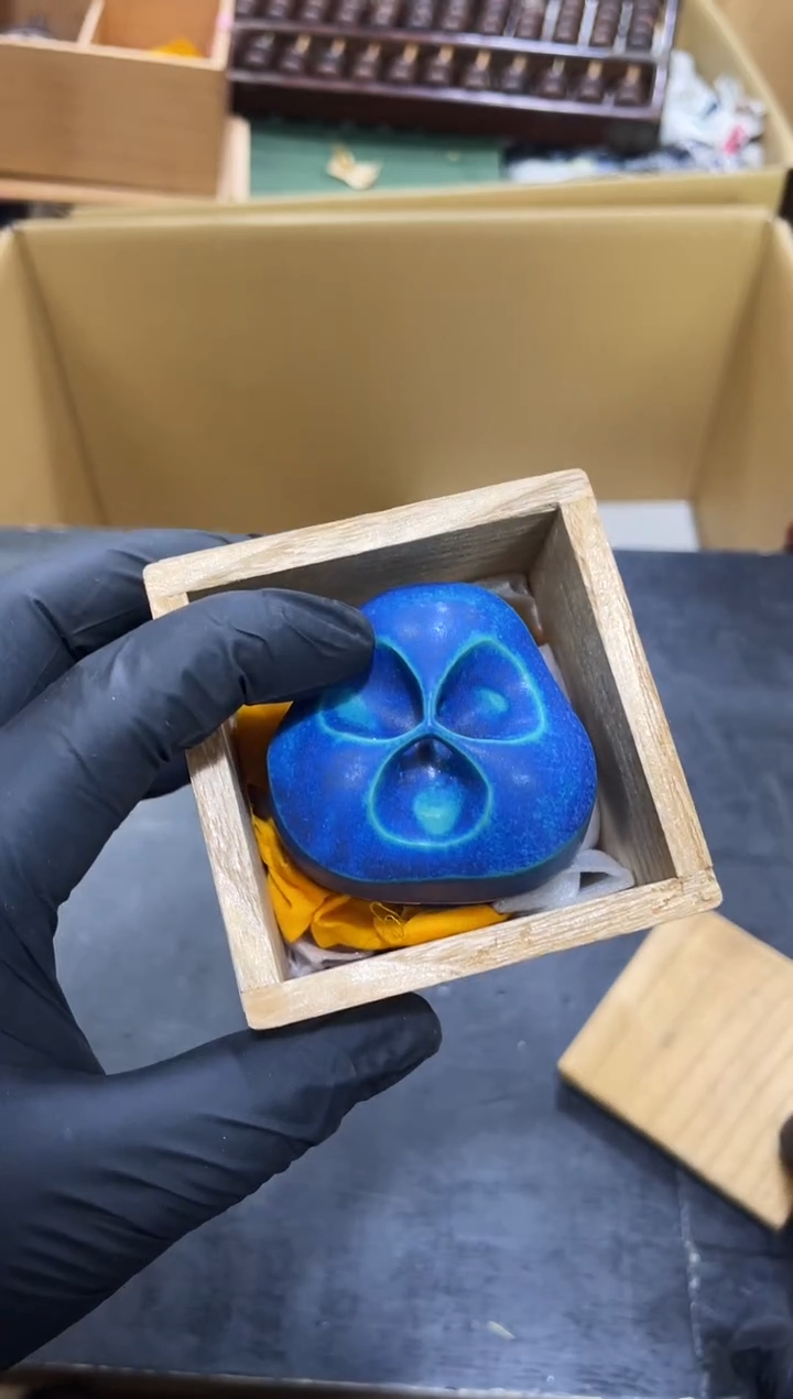 香盒如图所示 阁集工艺品