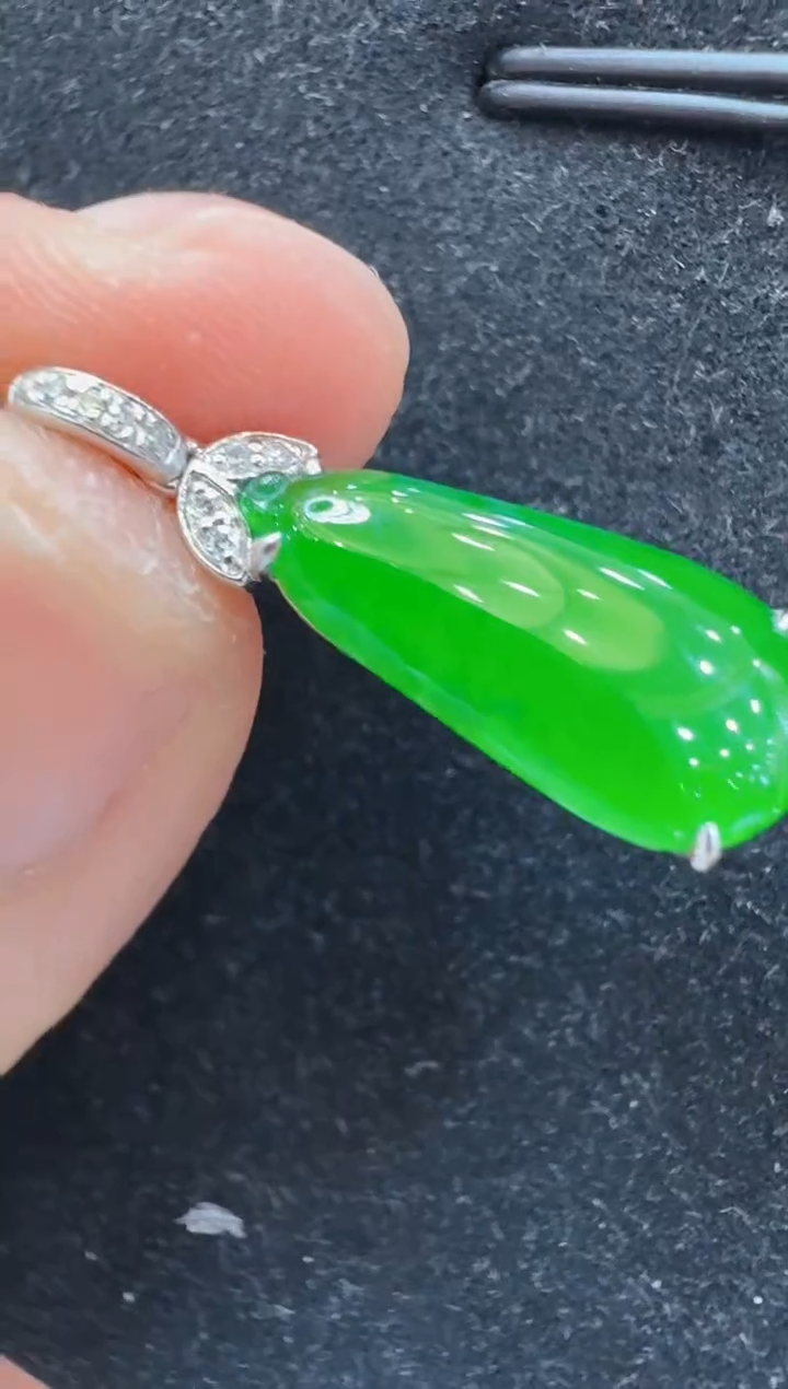 翡翠18K金镶嵌吊坠(不含链)多样性团购发一件