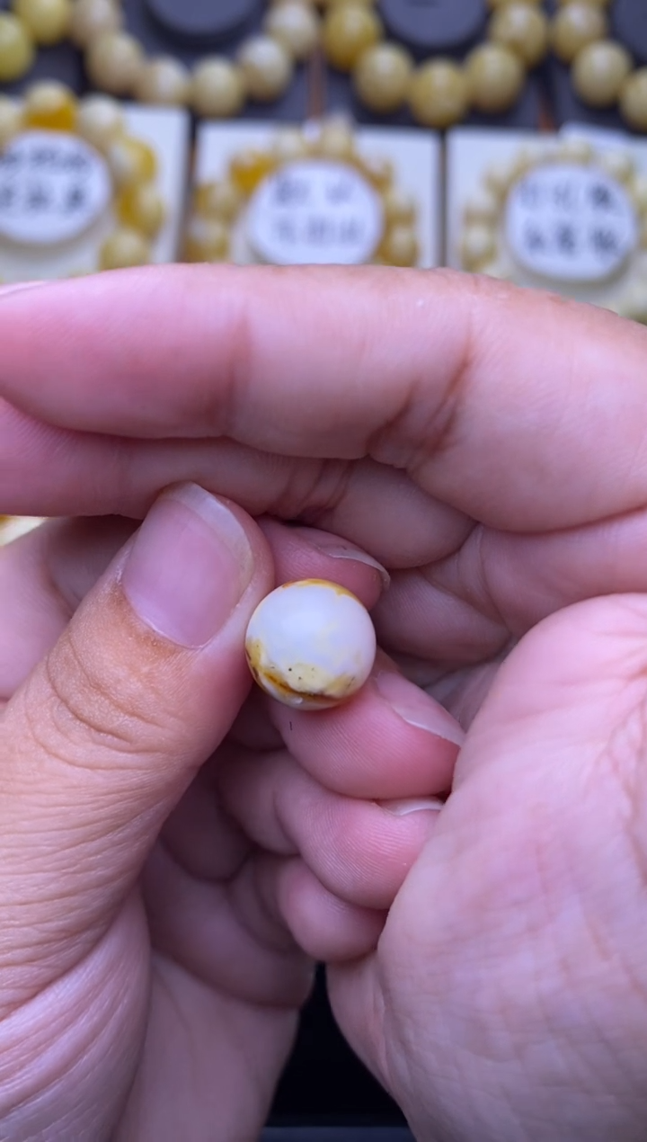 裸石琥珀未镶嵌大小姐珠宝严选60