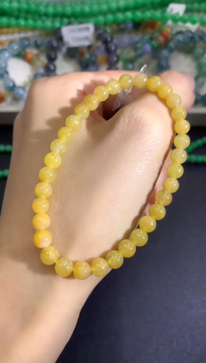 【闪购商品】翡翠手串未镶嵌q85     