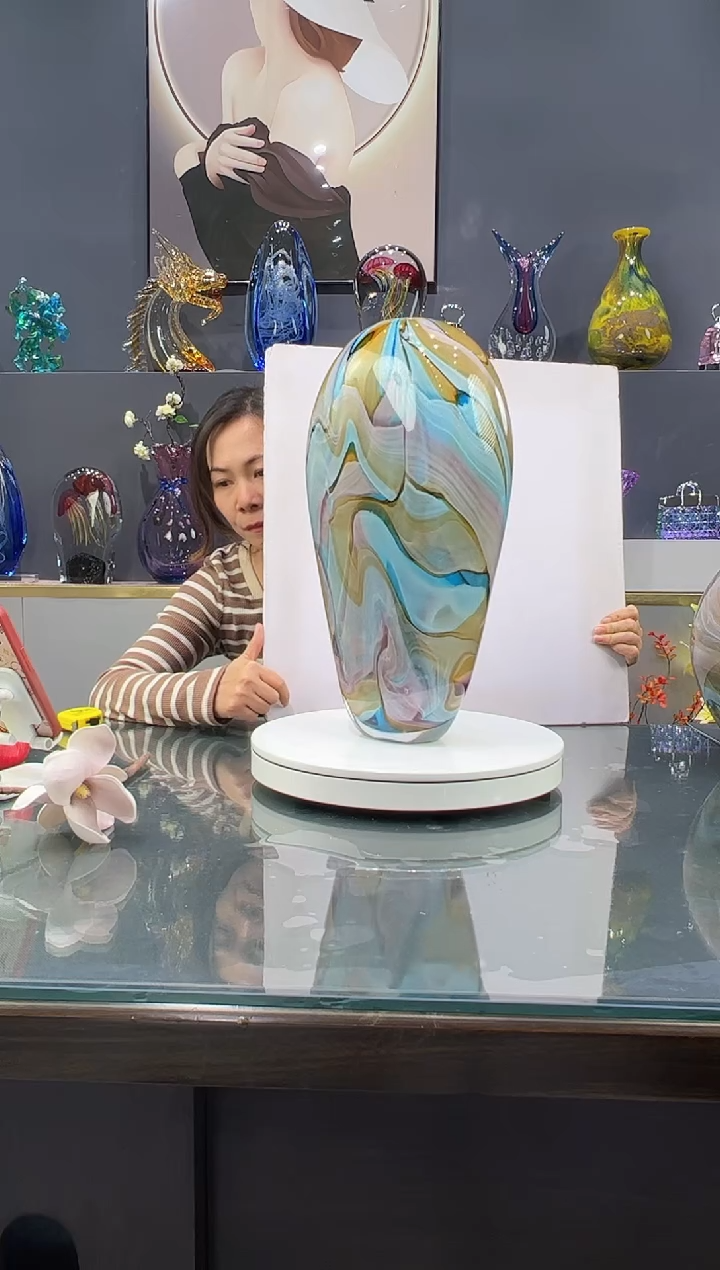 手工艺品琉璃快***天    水晶琉璃花瓶1个