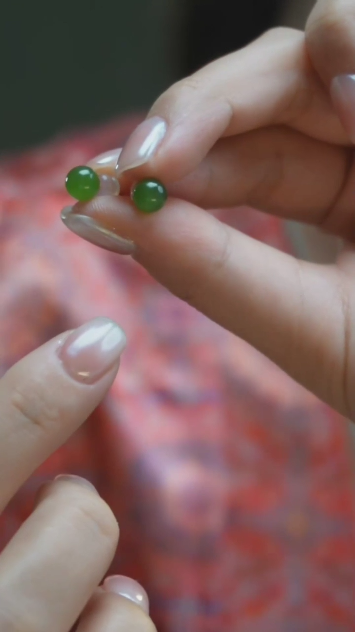 【闪购商品】和田玉耳饰18K金镶嵌A25