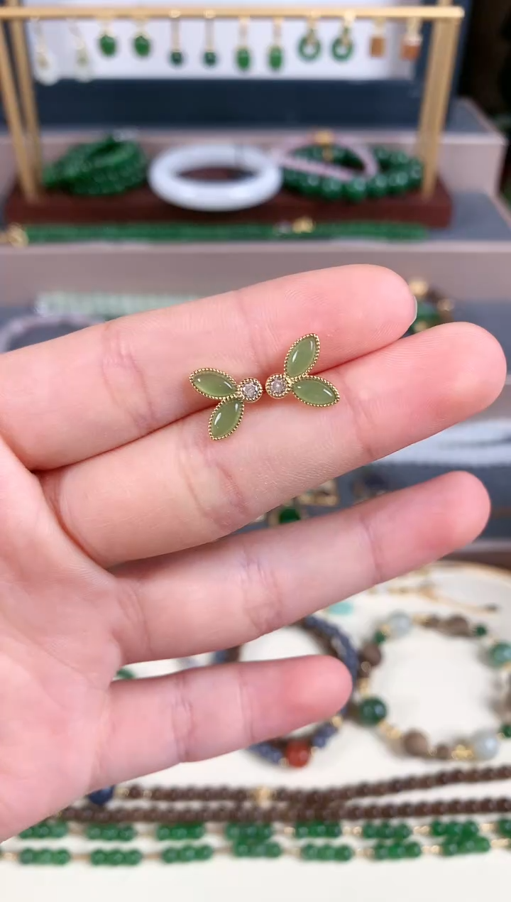 银S925镶嵌和田玉耳饰1