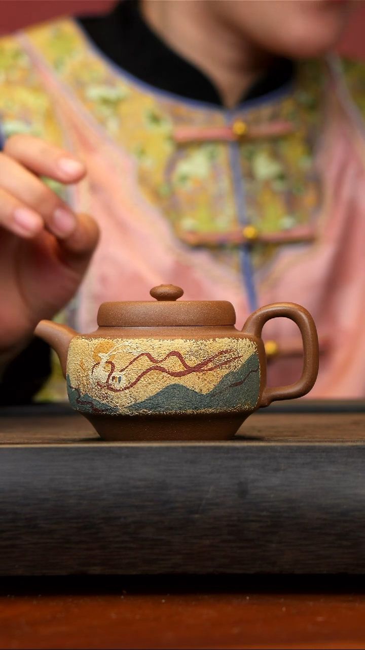【闪购商品】紫砂茶壶宜兴紫砂金砂老段敦煌九色鹿