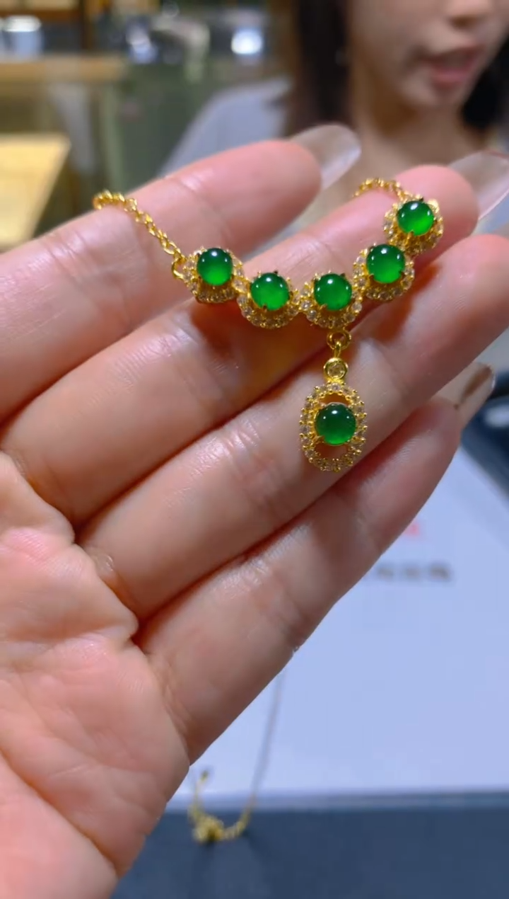 颈饰未镶嵌翡翠多样性发一