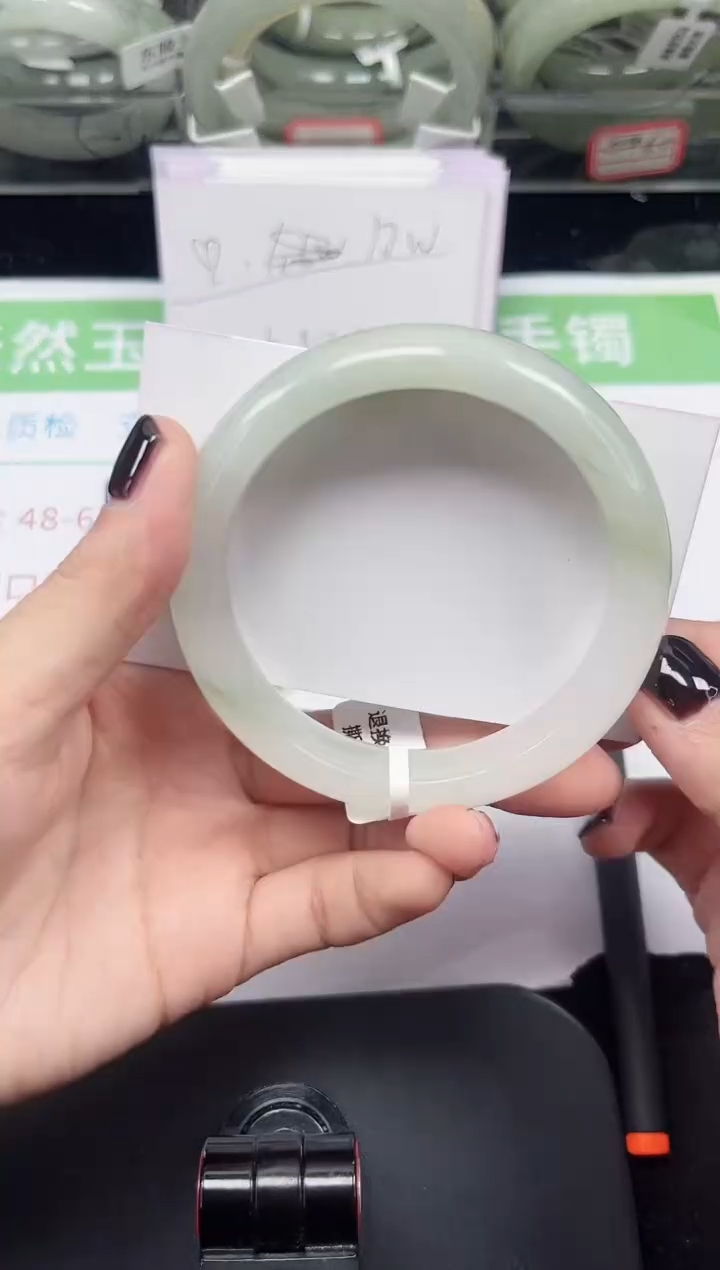 未镶嵌手镯石英质玉175-58/59