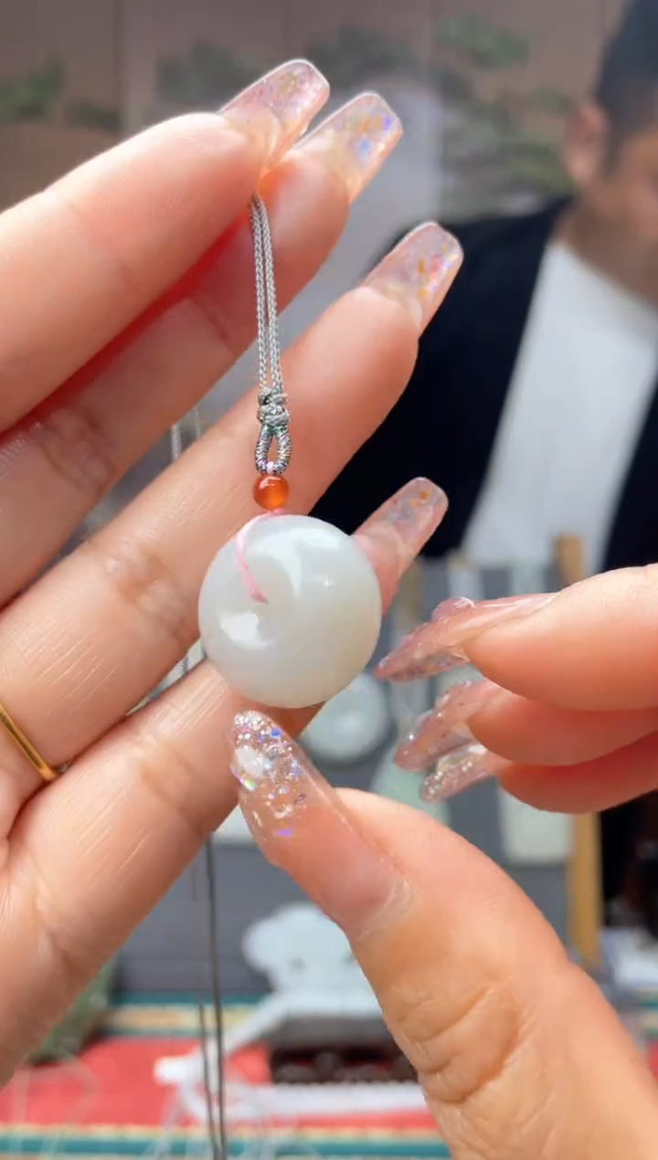 和田玉未镶嵌颈饰拍一发一