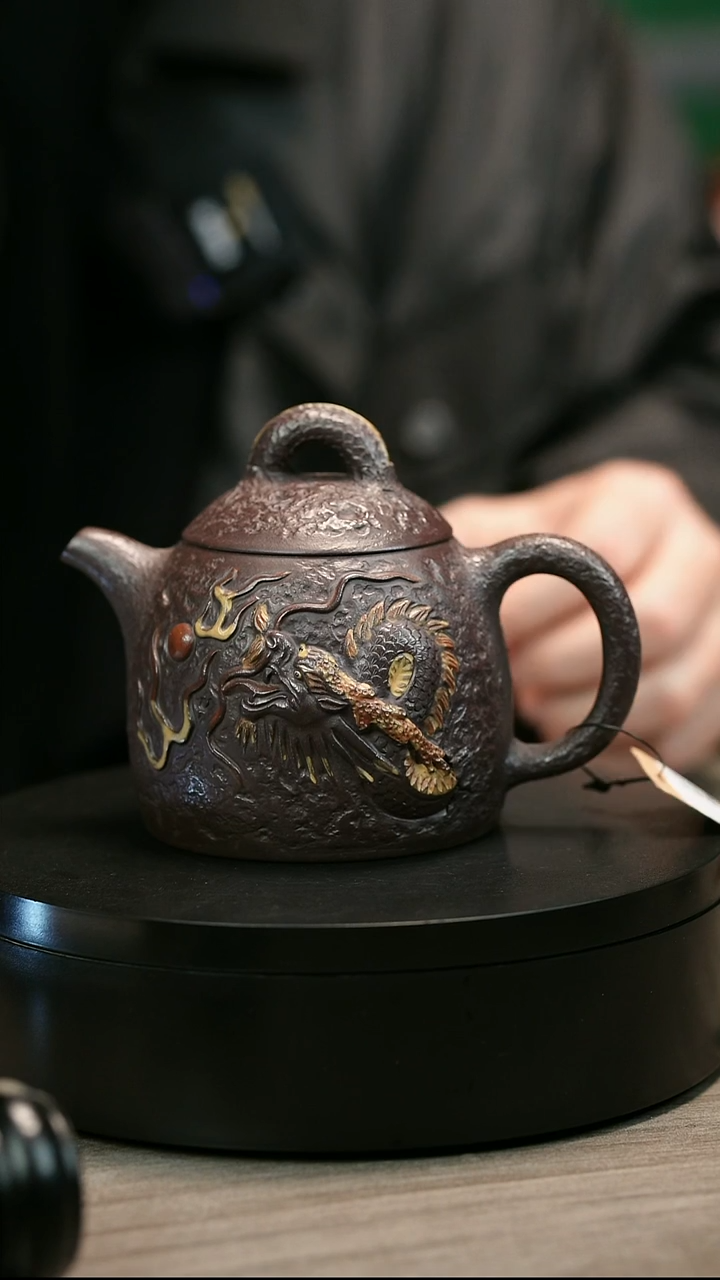 茶壶紫砂崇****铺H2494韩传杰紫泥隐龙秦权