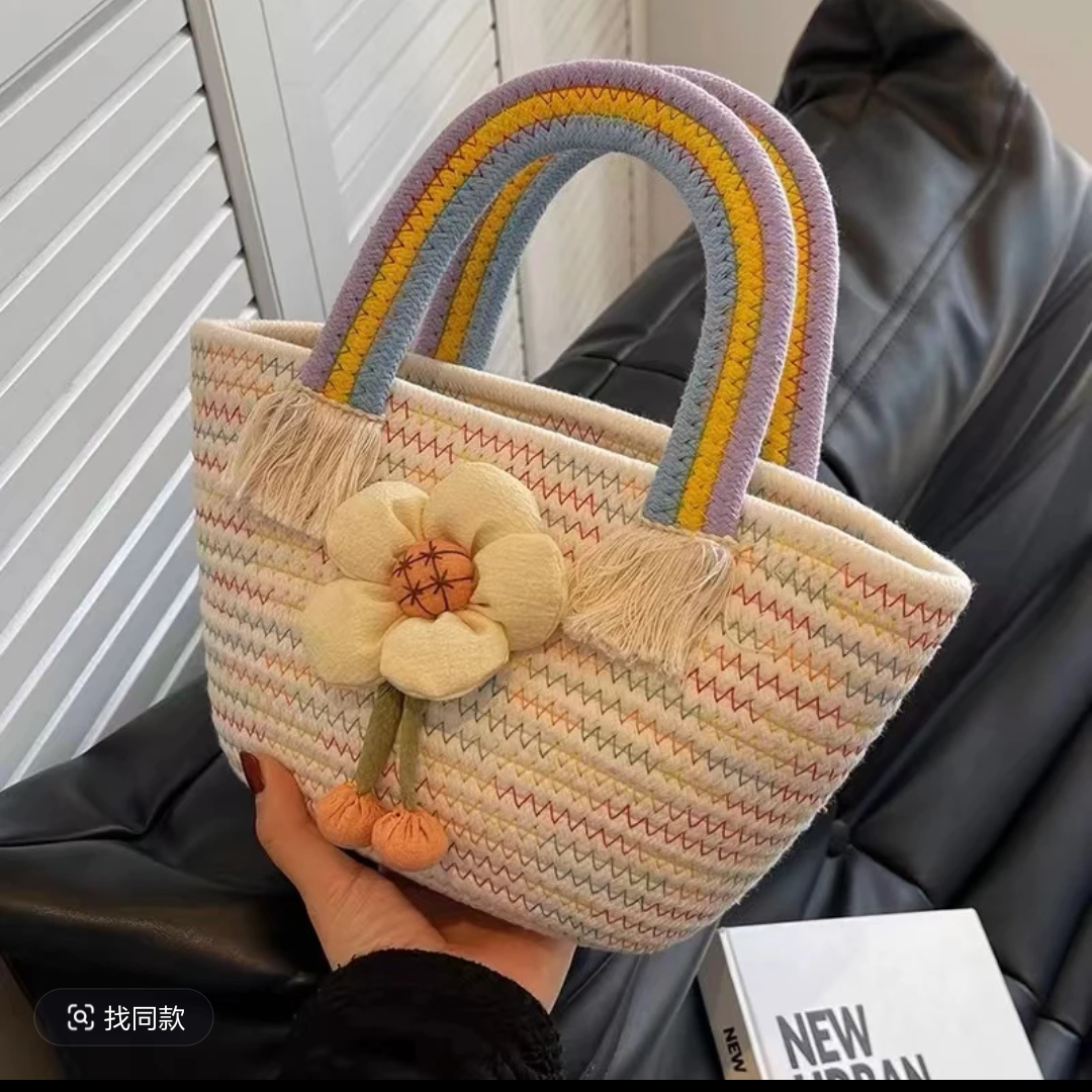 未使用  埃全新未使用    太阳花包包非常百塔