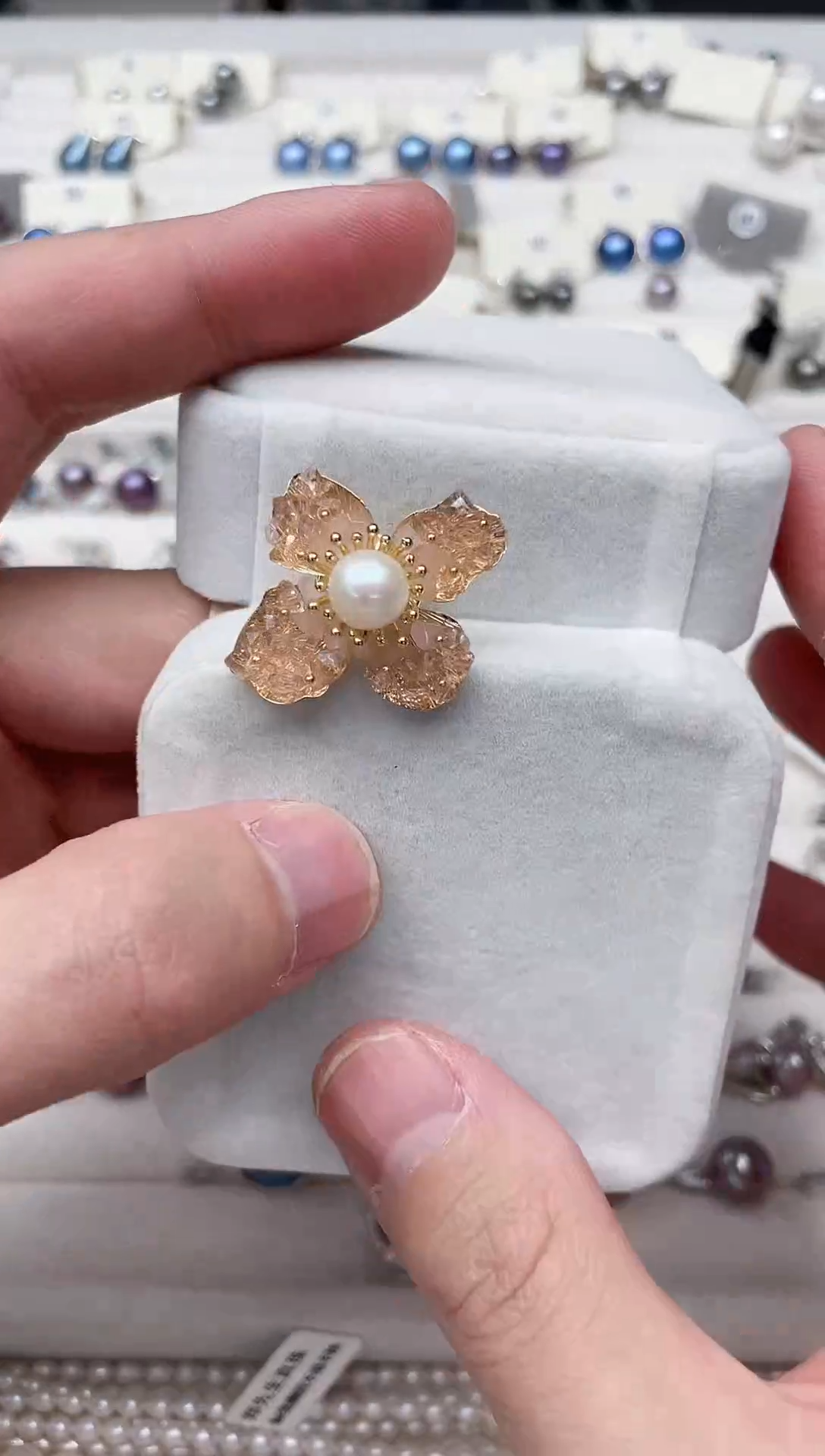 【闪购商品】淡水珍珠胸饰合金胸针