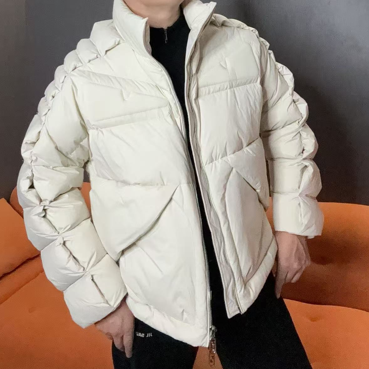 J轻薄立领男冬季鸭绒夹克外套气泡褶皱设计保暖潮流休闲时尚8658
