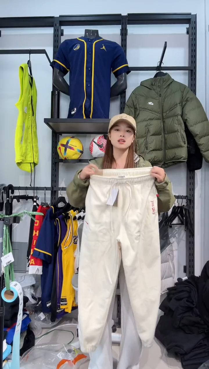 3430闪购编码 Nike/Jordan运动卫衣裤以直播间过款为准 尺码  m