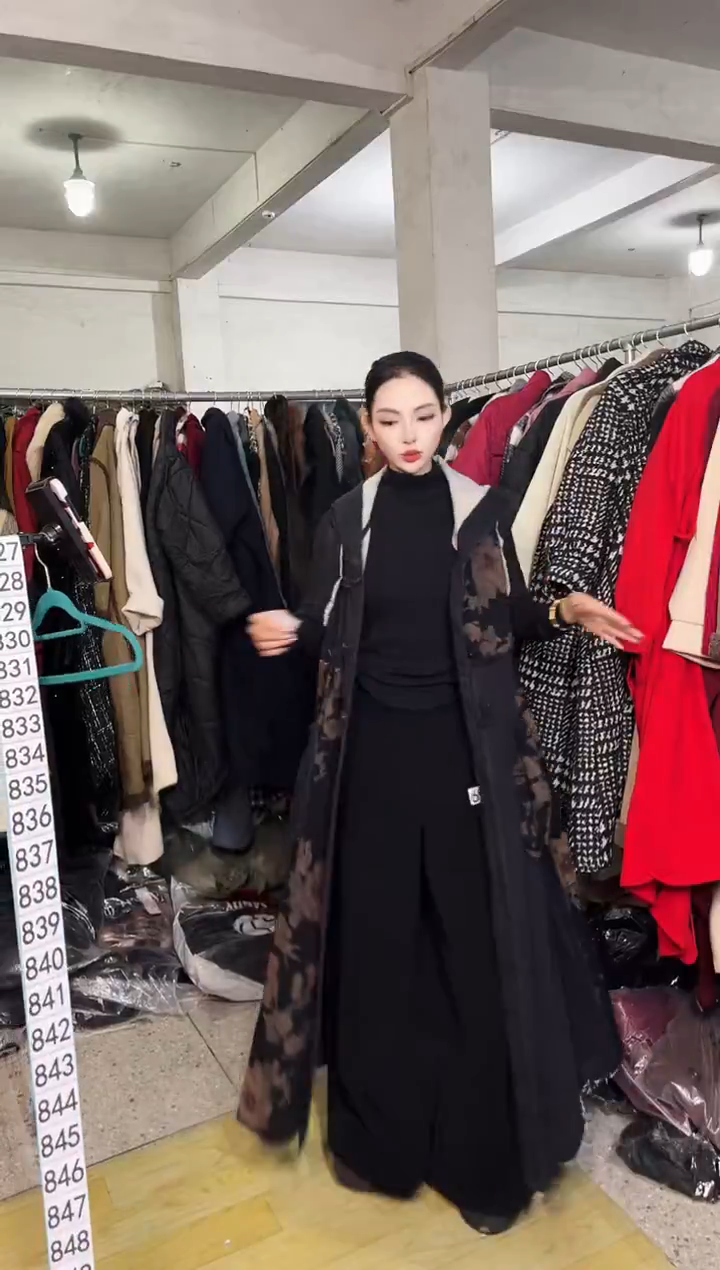 802闪购外套外披马甲打底裤子