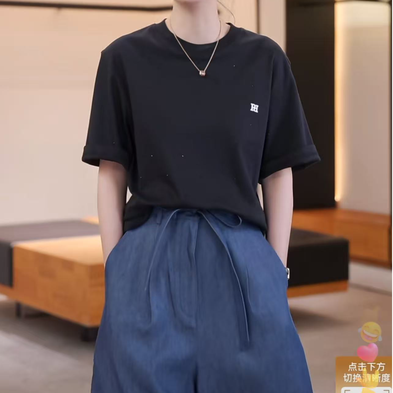 PESARO春季休闲感简约设计感短袖上衣