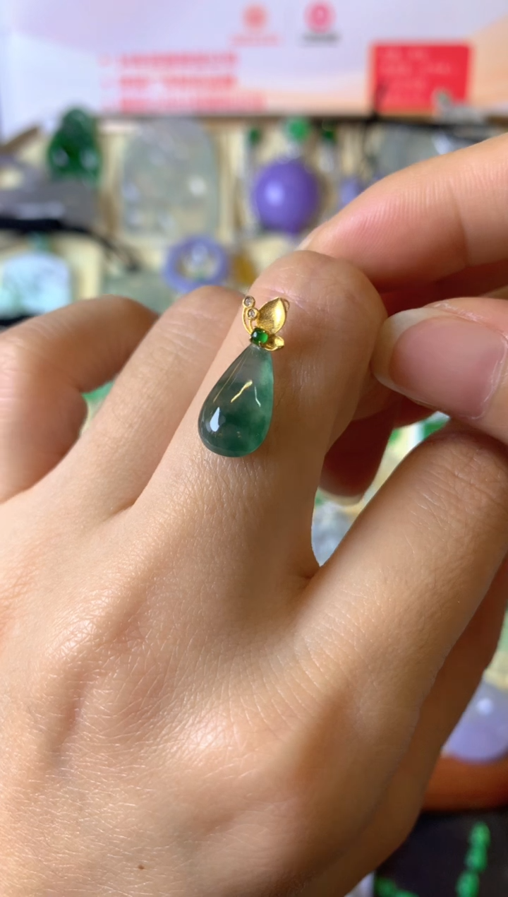 【闪购商品】翡翠颈饰18K金镶嵌成品吊坠